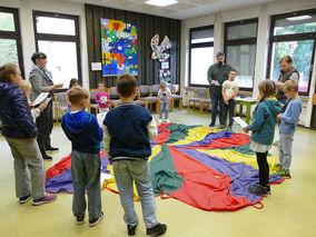 Vorstellung der Kommunionkinder in St. Crescentius ( © Karl-Franz Thiede)